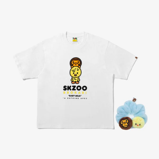STRAY KIDS - BAPE X STRAY KIDS BBOKARI BABY MILO TEE M (FELIX) + SCRUNCHIES (SAX) SET
